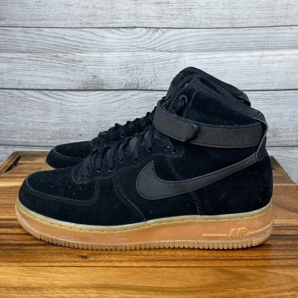 Nike Air Force High 07 LV8 Suede Black Gum Sneaker AA1118-001 Women’s  Size 10